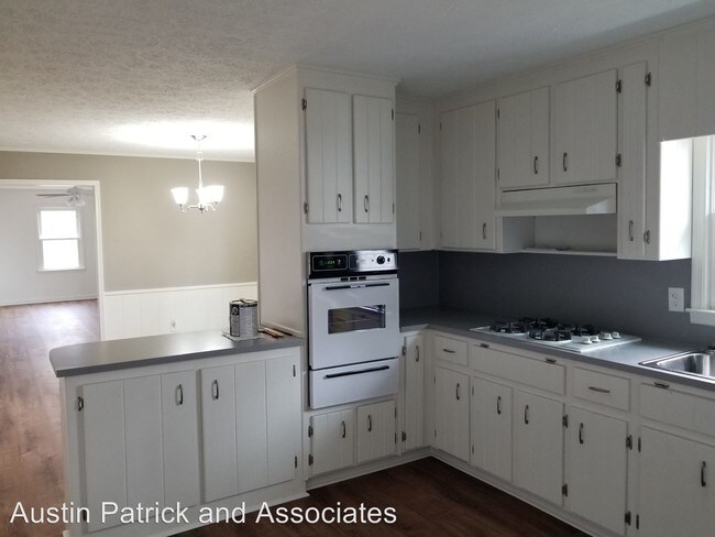 Foto del edificio - 2 br, 1.5 bath House - 3239 Univeter Road