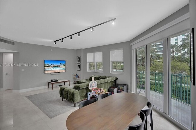 Photo - 20000 E Country Club Dr Apartment