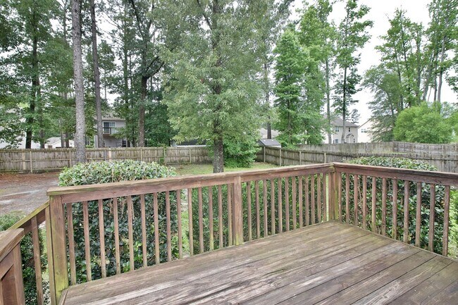 Building Photo - Great 3 bed + bonus house in Aberdeen