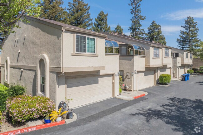 Alternate Exterior - 5432 Port Sailwood Dr