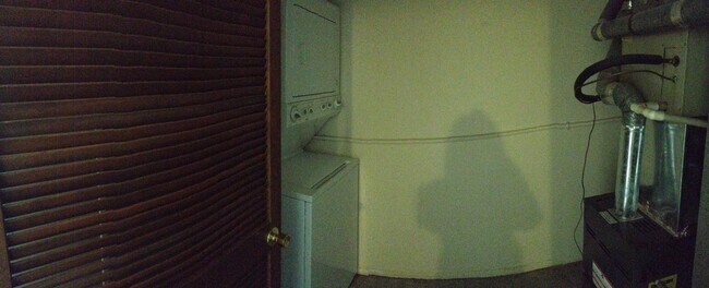 Foto del edificio - 82 Cliffwood Ave W