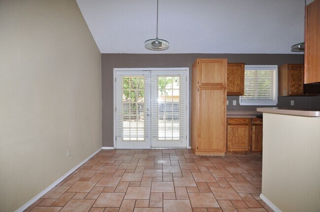 Foto del edificio - Spacious 3-2 in N. Ft Worth, desirable Kel...
