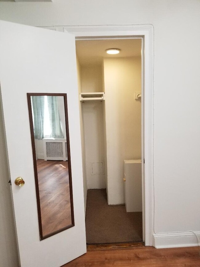 Building Photo - 45 Tudor City Pl