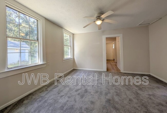 Building Photo - 1741 Callahan St