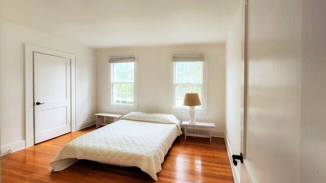 Foto del edificio - 206 Ridgewood Dr