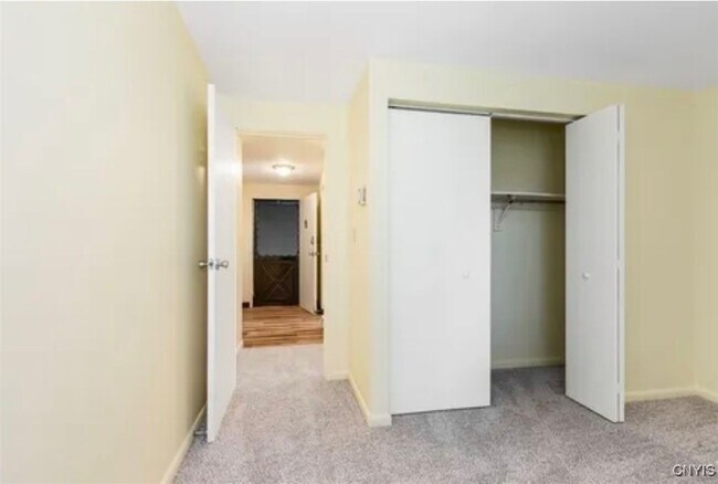 Foto del edificio - 471 Idlewood Blvd