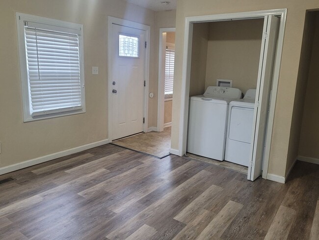 Building Photo - 641 Bell Street, Hampton, VA  23661