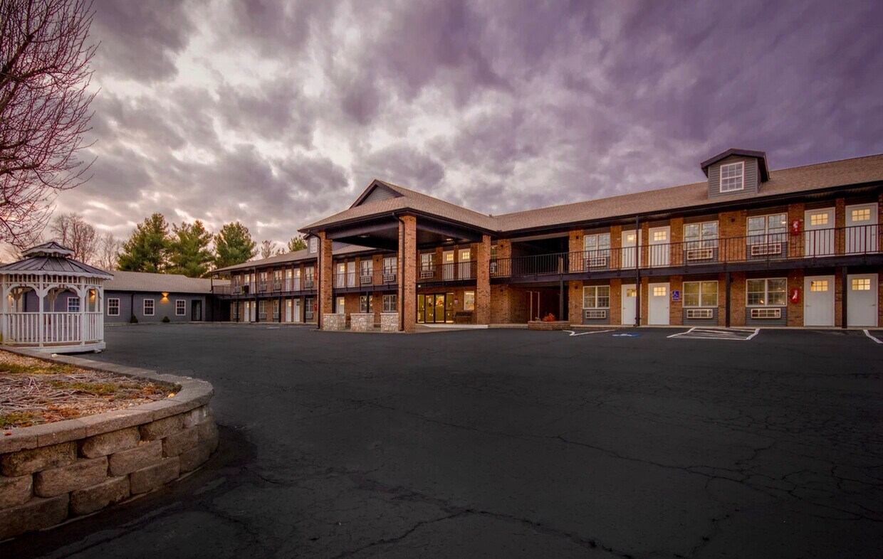 209 US63 Unit Listing, Licking, MO 65542 Room for Rent in Licking