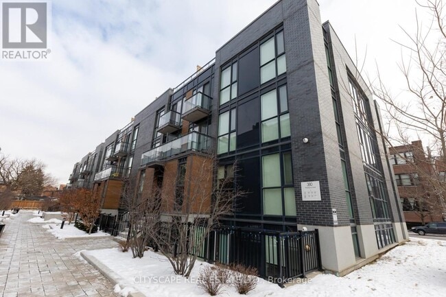 Building Photo - 380-380 Wallace Ave