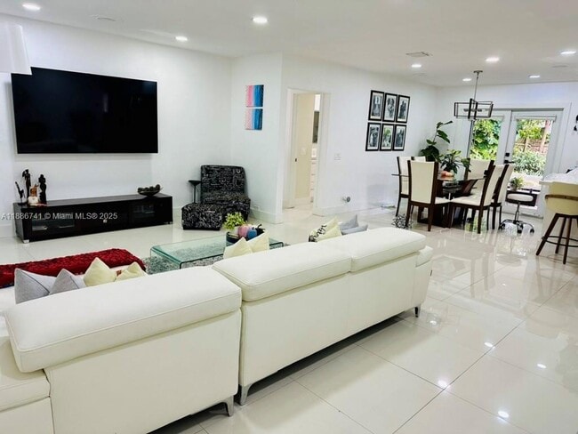 Foto del edificio - 8410 SW 201st St