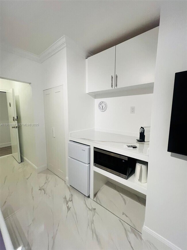 Foto del edificio - 1455 Michigan Ave