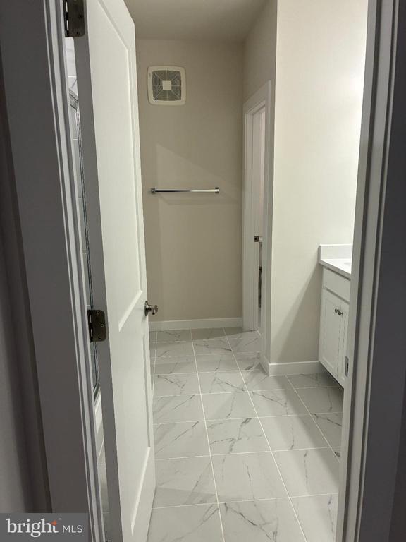 Foto del edificio - 1014 Mays Ln