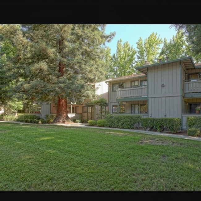 Building Photo - 4029 Ralston Common
