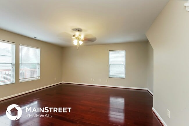 Foto del edificio - 6208 Salamander Run Ln