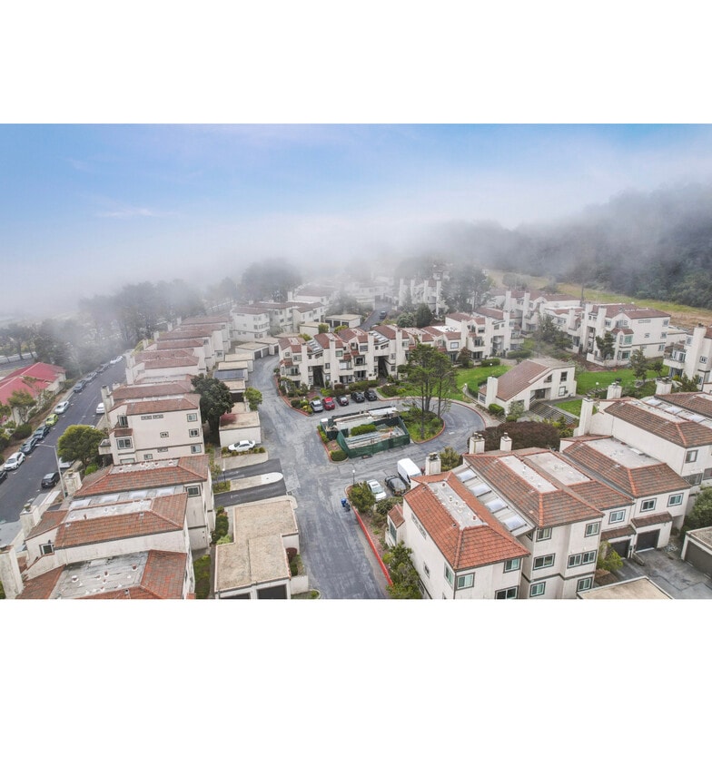 Building Photo - 3550 Carter Dr