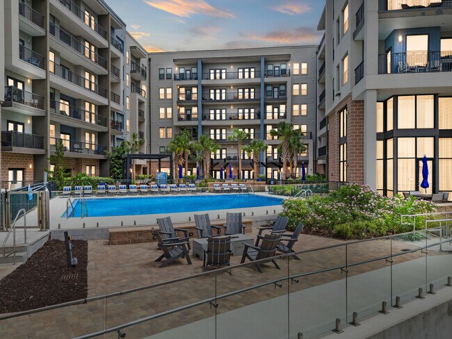 River House apartments — community photo - River House