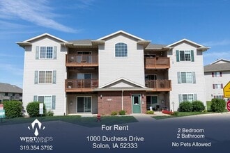Building Photo - 1000 Duchess Dr