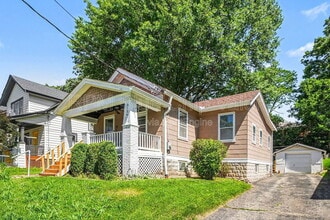 Building Photo - 3124 Auten Ave