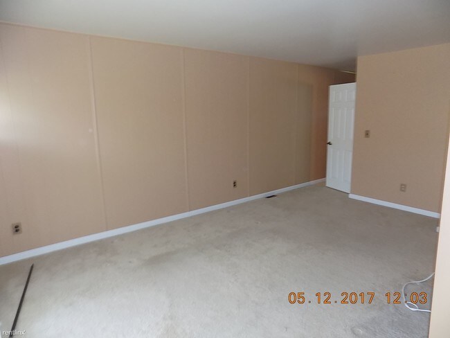 Building Photo - 8401 18 Mile Rd