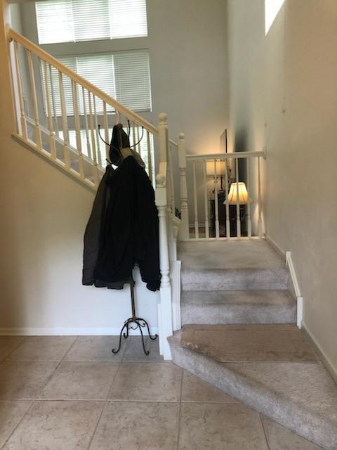 Foto del edificio - 347 Emerald Ln