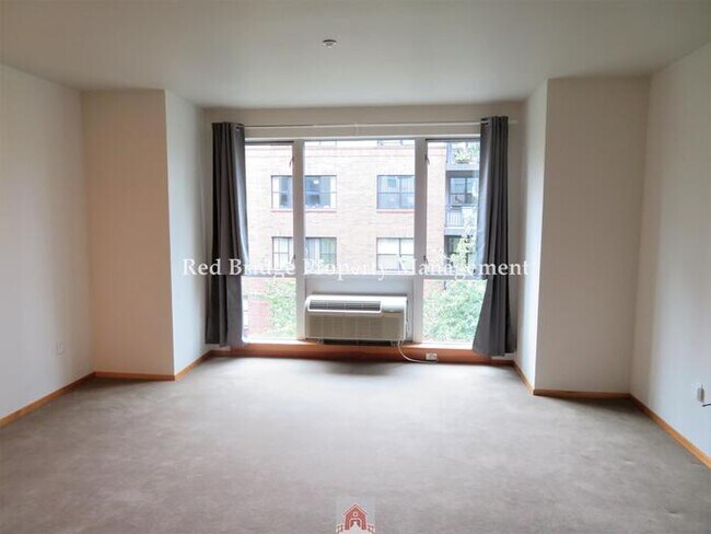 Foto del edificio - Pearl Condo Ready Now