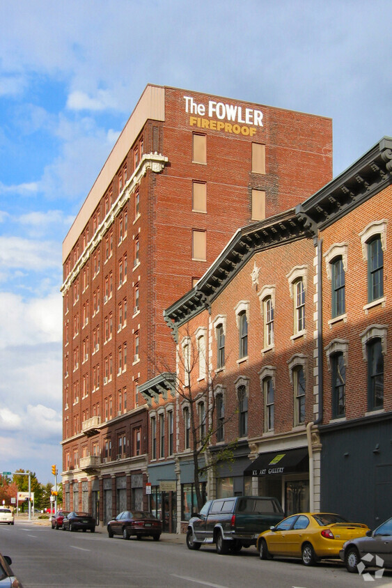 View to the north along 4th Street - Fowler Apartments