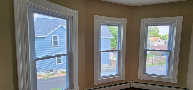 New windows - 714 Richmond St