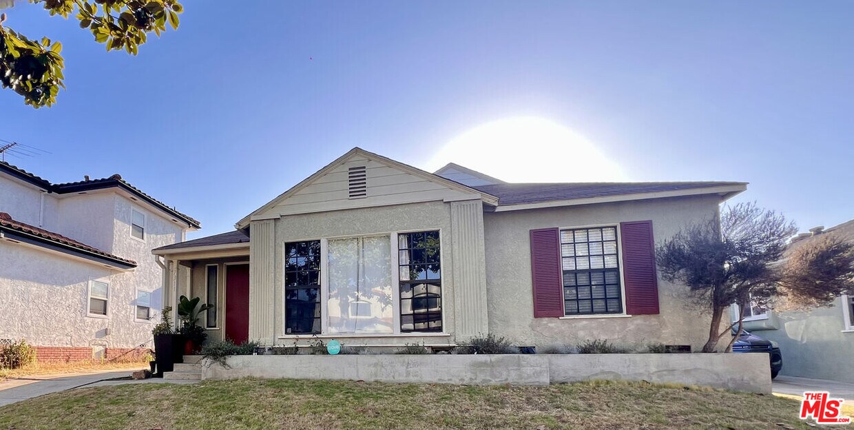 Foto principal - 7311 Dunfield Ave