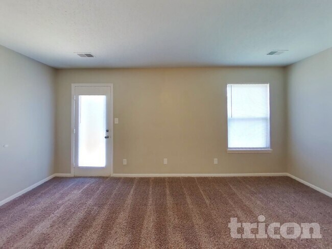 Foto del edificio - 7433 Tassel Ct