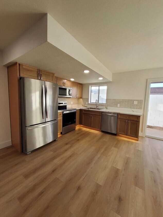 Photo - 5040 N 18th Ave