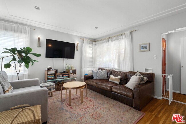 Building Photo - 4240 McConnell Blvd