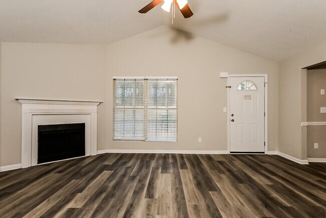 Foto del edificio - 1325 Carney Ct