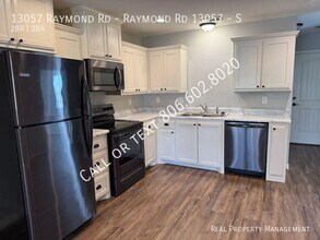 Building Photo - 13057 Raymond Rd