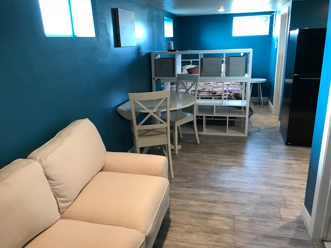 Studio Apartment - 815 N 100 E