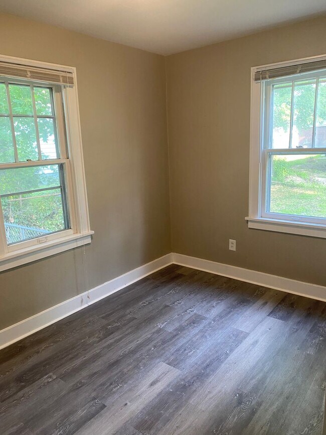 Foto del edificio - Two bedroom in Alton