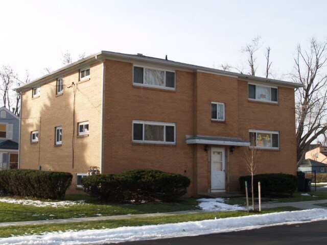 Primary Photo - 9 Forrestal Ln