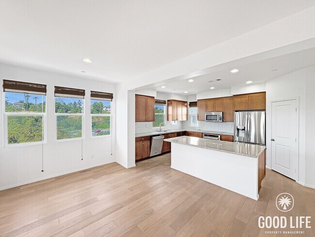 Foto del edificio - New La Costa Townhome with Resort-Style Grounds in Prime Carlsbad Location