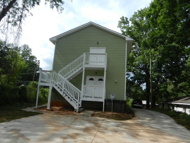 Photo - 564 Hope St SW Apartment