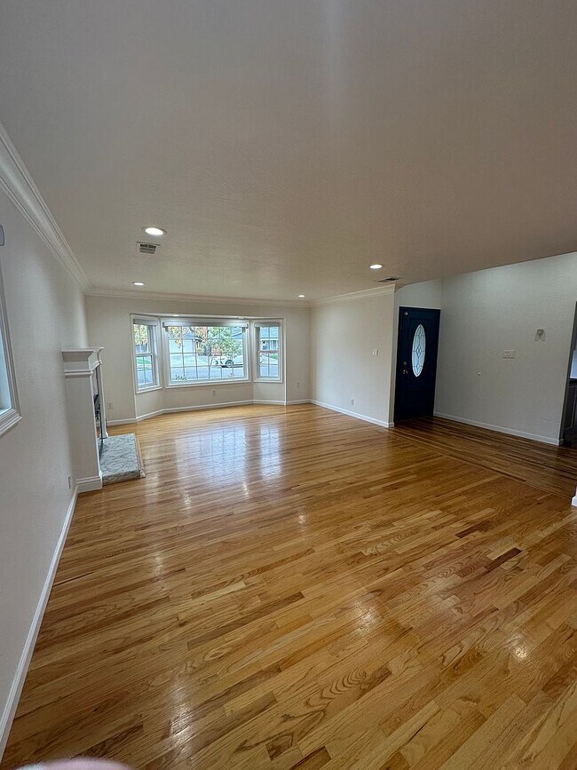 Foto del edificio - 575 Modoc Ct