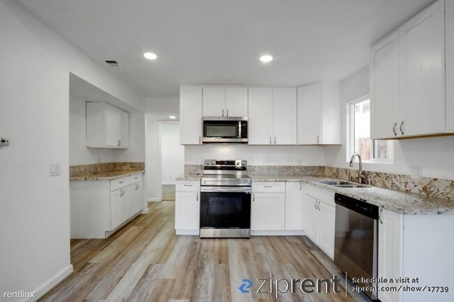 Building Photo - 4 br, 3 bath House - 1601 Vallarta Cir, Sa...