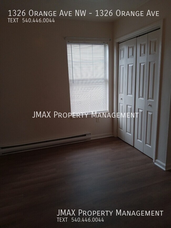 Foto del edificio - This property has a no security deposit op...