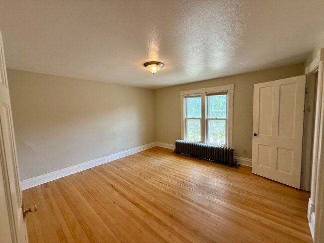 Foto del edificio - 238 Scott Ave