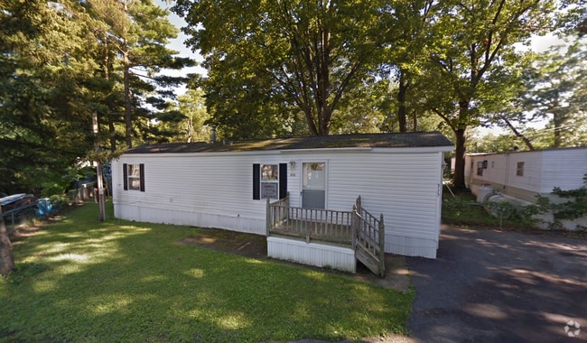 Building Photo - 313 Boston Dr