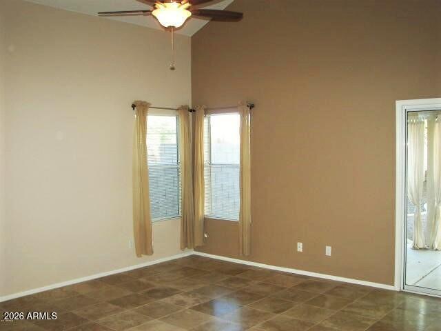 Building Photo - 3032 E Wahalla Ln