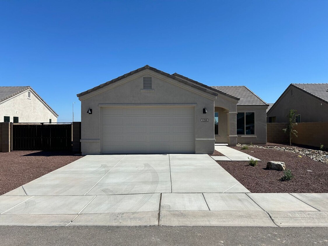 Primary Photo - CIELO VERDE/ New Construction!