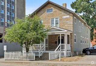 Building Photo - 524 S Forest Ave