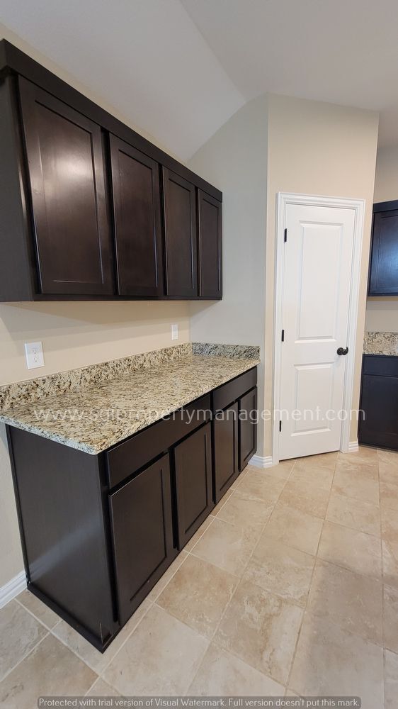 Foto del edificio - Be the First to Occupy this 3 Bed 2 Bath H...