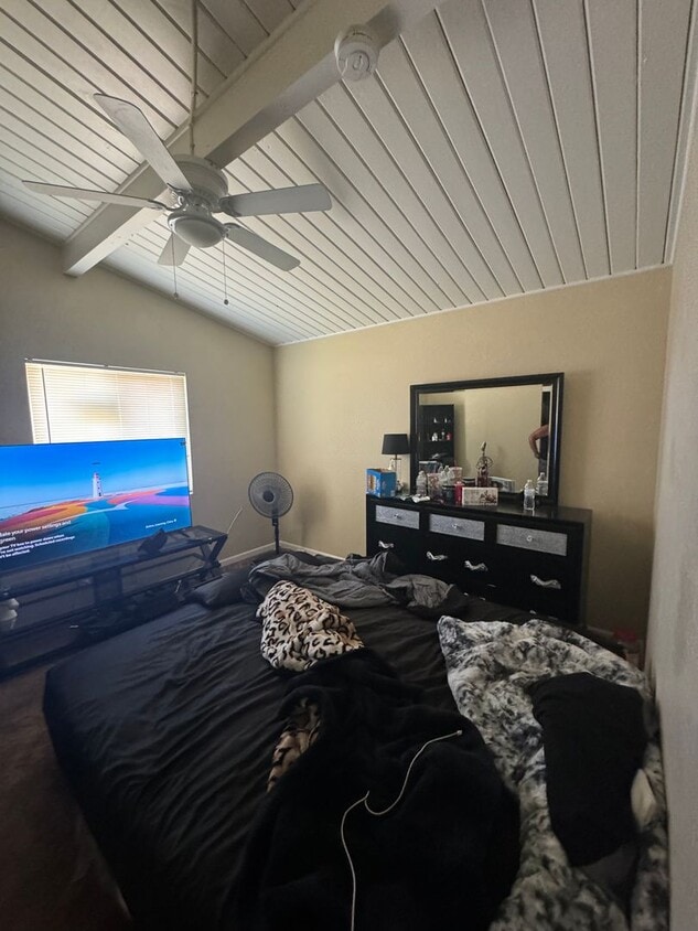 Building Photo - 3255-3259 Mayfair Blvd