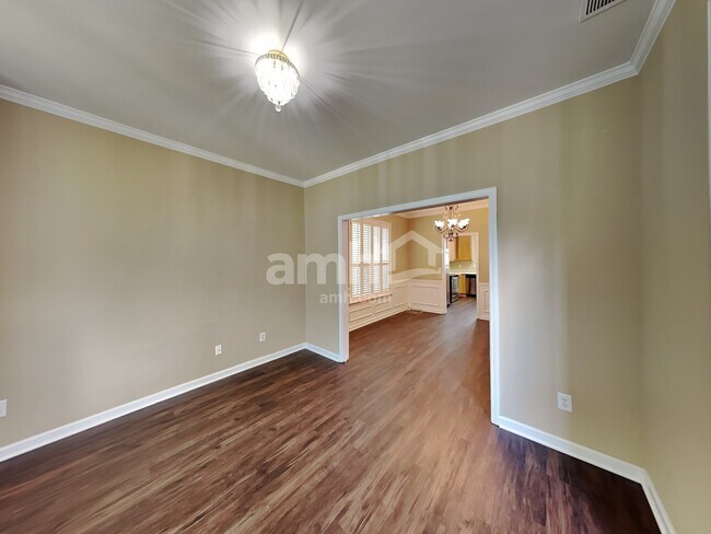 Foto del edificio - 3380 Lake Breeze Ct