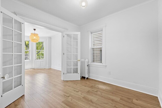 Building Photo - 44 Highwood Terrace